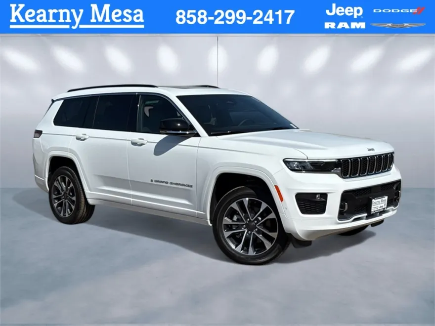 2025 Jeep Grand Cherokee Overland photo 1