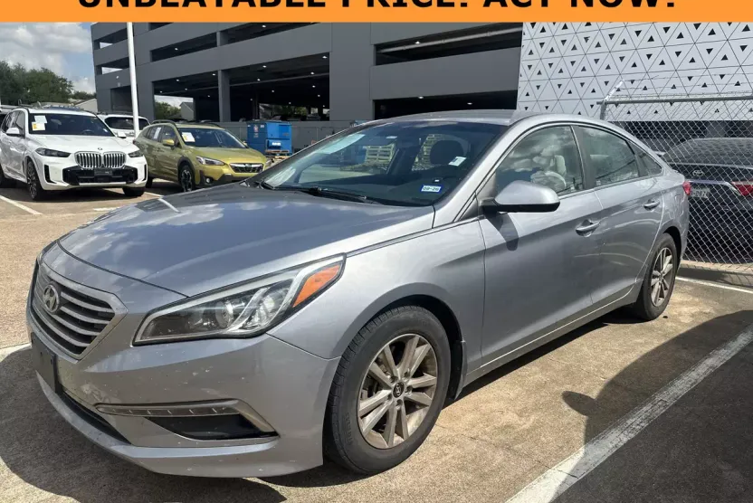 2015 Hyundai Sonata SE photo 1