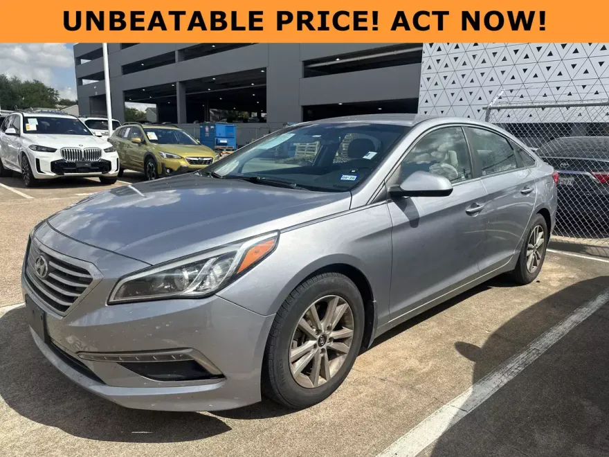 2015 Hyundai Sonata SE photo 1