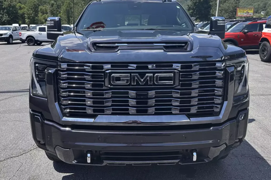 2024 Gmc Sierra HD Denali Ultimate photo 1