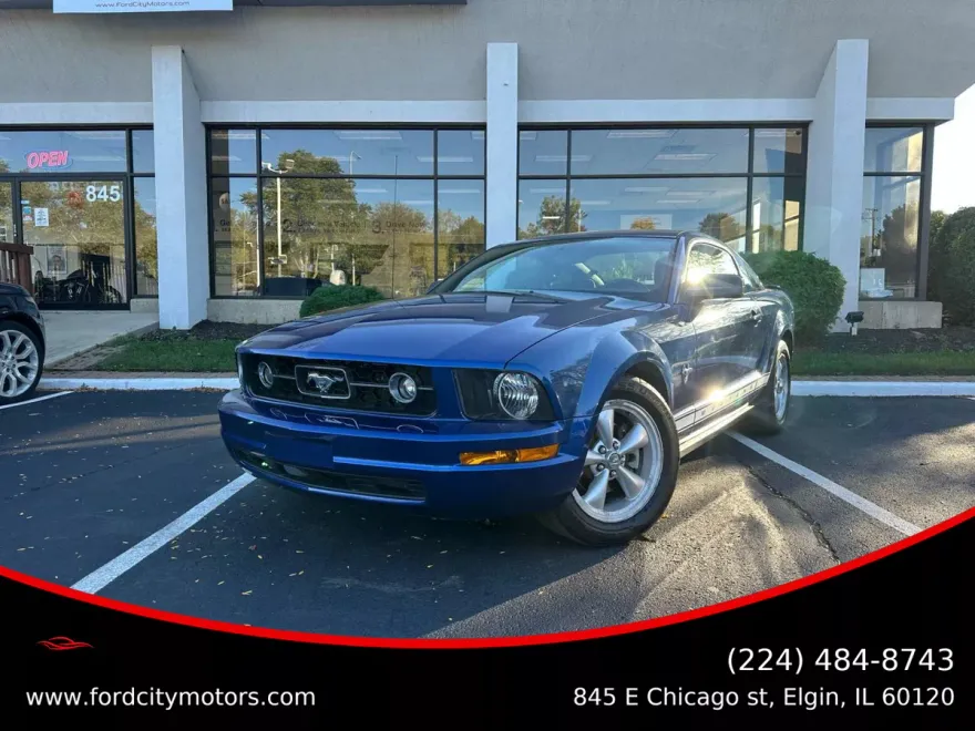 2009 Ford Mustang Deluxe photo 1