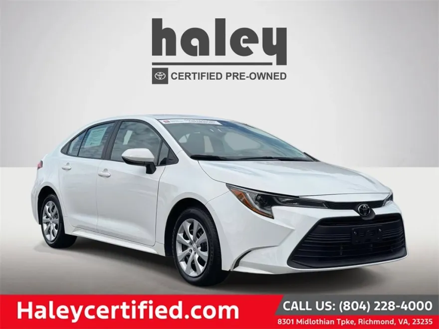2024 Toyota Corolla LE photo 1