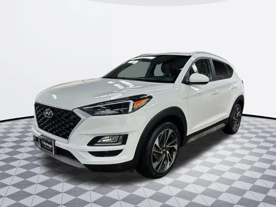 2019 Hyundai Tucson Sport photo 1