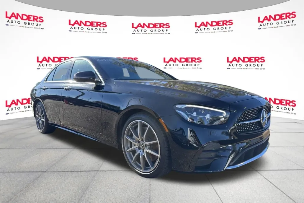2022 Mercedes Benz E 450 photo 1