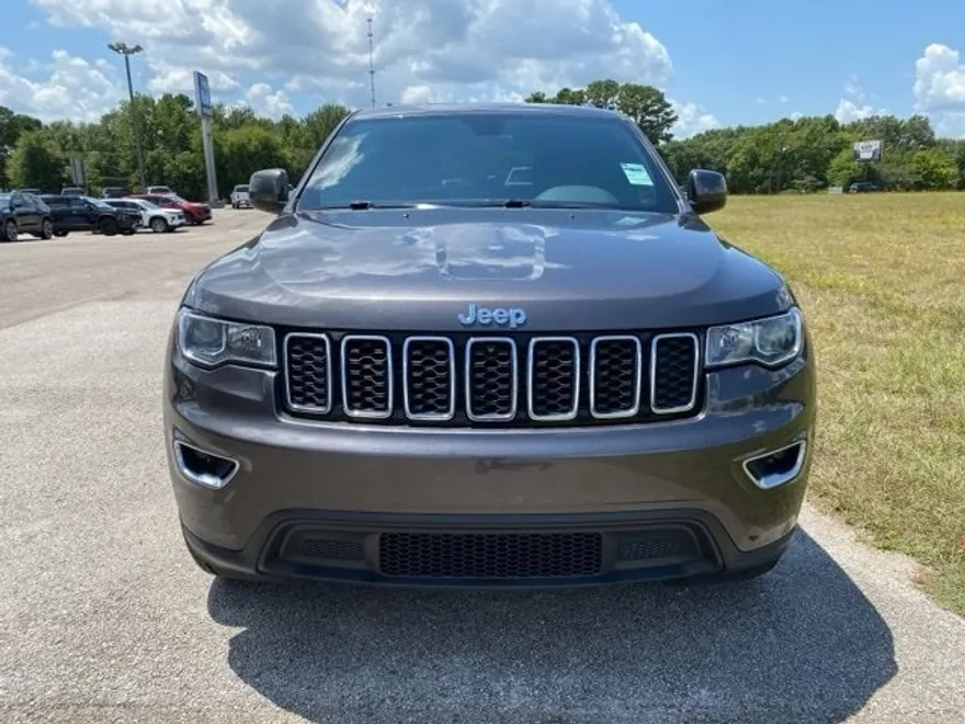 2021 Jeep Grand Cherokee Laredo E photo 1