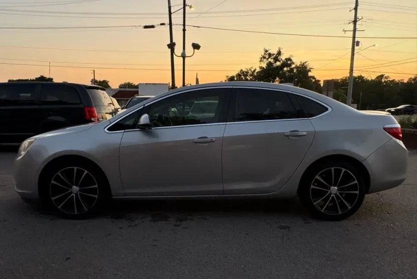 2016 Buick Verano Sport Touring photo 1