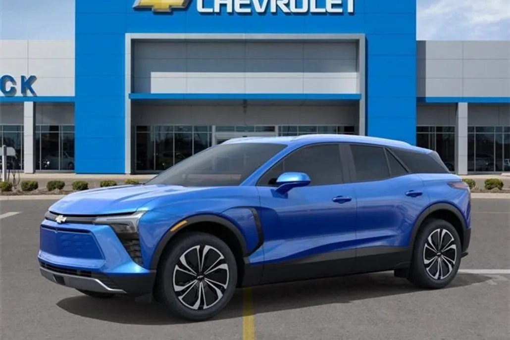 2026 Chevrolet Blazer EV photo 1