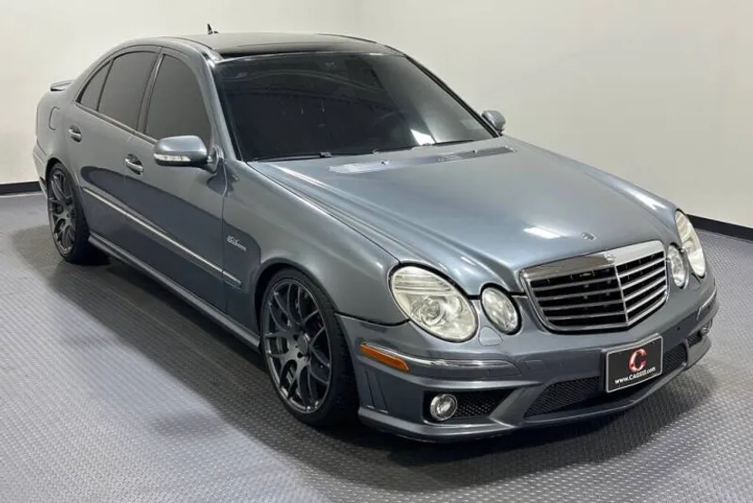 2008 Mercedes Benz E 63 AMG photo 1
