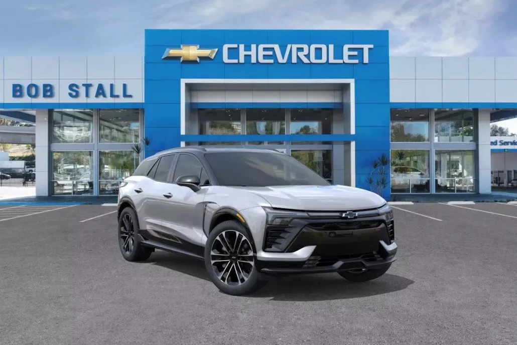 2026 Chevrolet Blazer EV photo 1