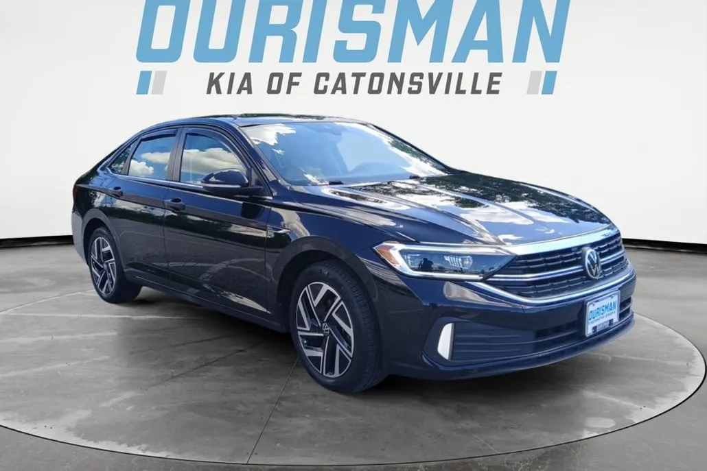 2022 Volkswagen Jetta 1.5T SEL photo 1