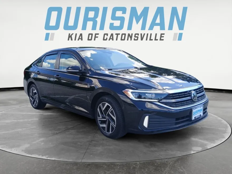 2022 Volkswagen Jetta 1.5T SEL photo 1
