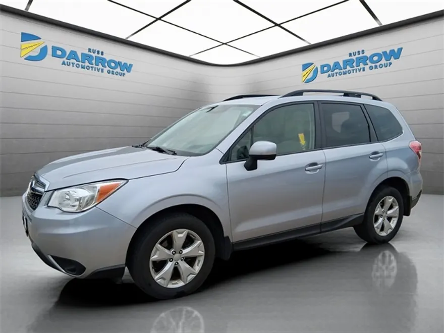 2016 Subaru Forester 2.5i Premium photo 1