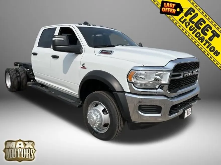 2024 Ram 5500 Tradesman photo 1