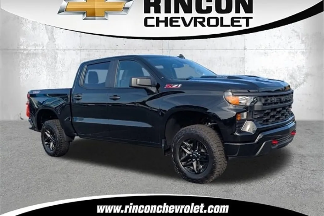 2025 Chevrolet Silverado 1500 Custom Trail Boss photo 1