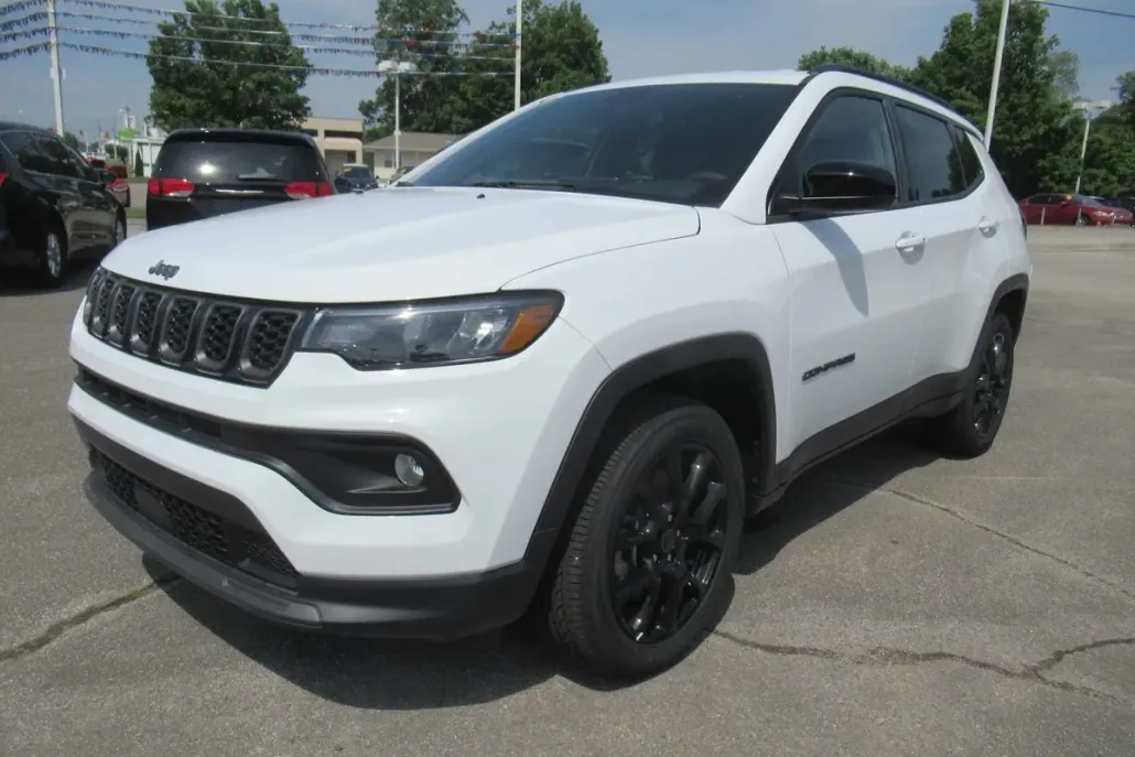 2025 Jeep Compass Latitude photo 1