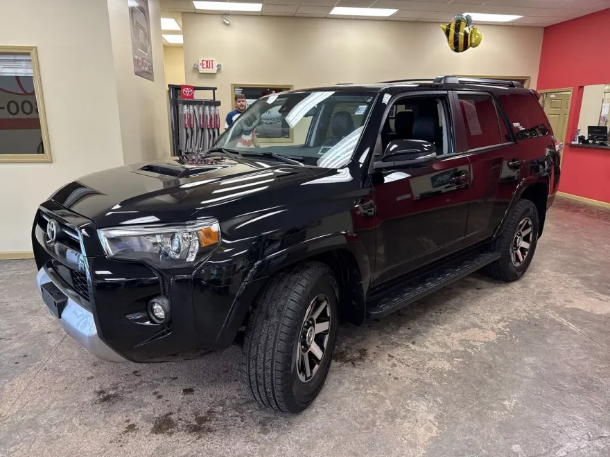2023 Toyota 4Runner TRD Premium photo 1