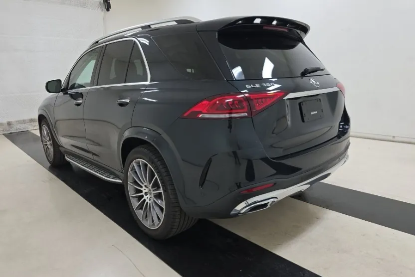 2022 Mercedes Benz GLE 350 4MATIC photo 1