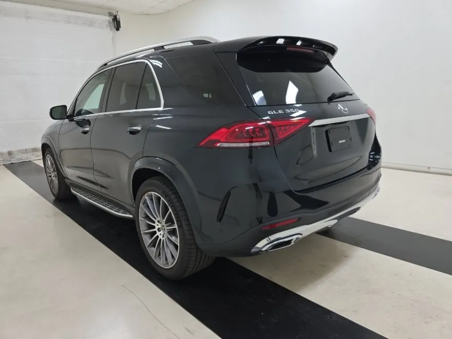 2022 Mercedes Benz GLE 350 4MATIC photo 1