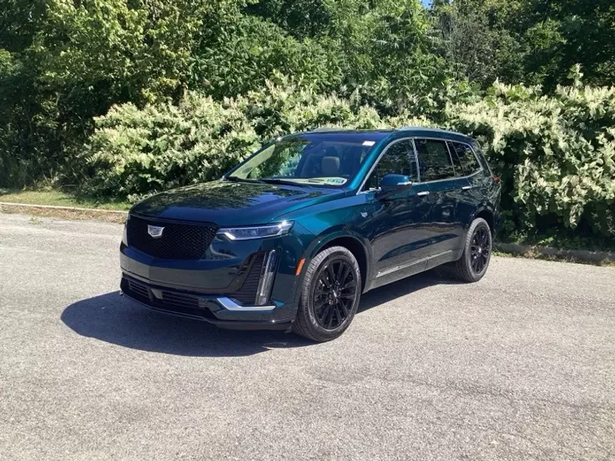 2025 Cadillac XT6 Premium Luxury photo 1