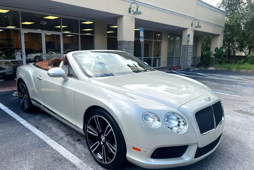 2013 Bentley Continental GT V8 photo 1