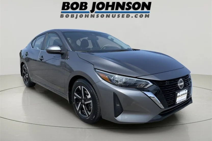 2024 Nissan Sentra SV photo 1