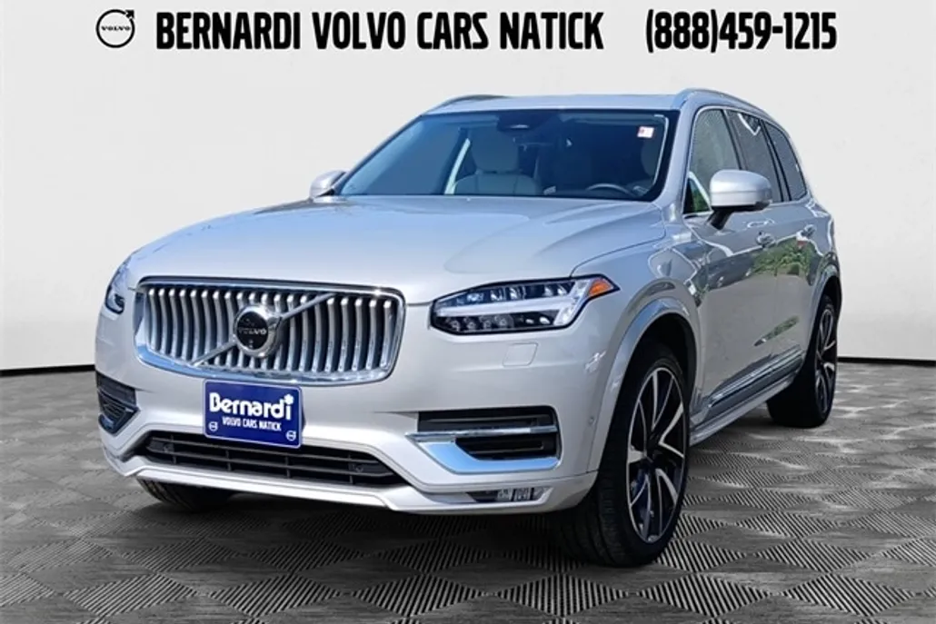 2024 Volvo XC90 Plus photo 1