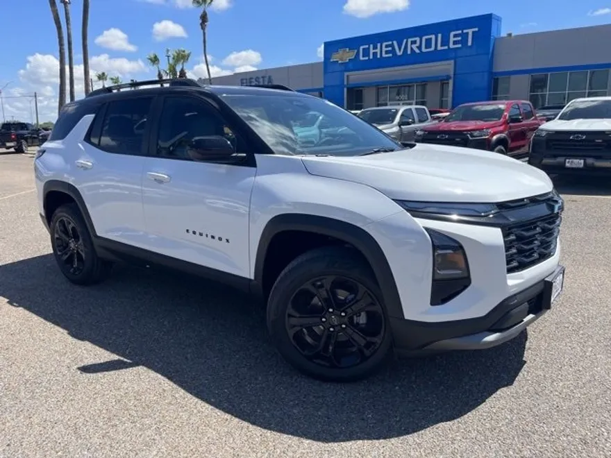 2026 Chevrolet Equinox LT photo 1