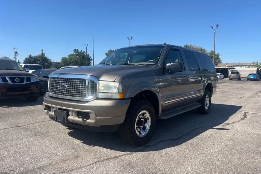 2003 Ford Excursion Limited photo 1