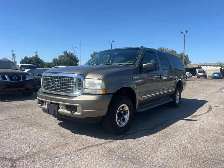 2003 Ford Excursion Limited photo 1
