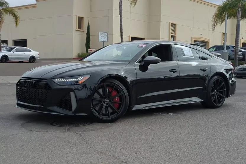 2024 Audi RS 7 Performance photo 1