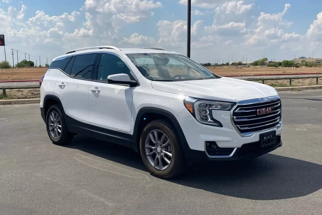 2024 Gmc Terrain SLT photo 1