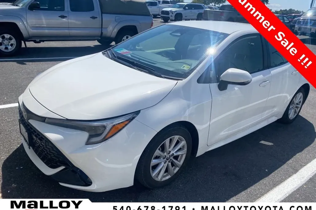 2023 Toyota Corolla SE photo 1