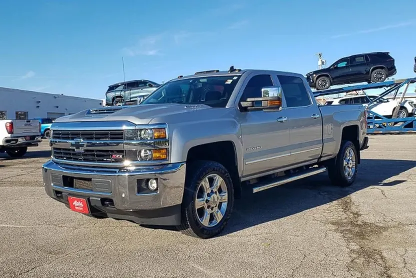 2017 Chevrolet Silverado 2500HD LTZ photo 1