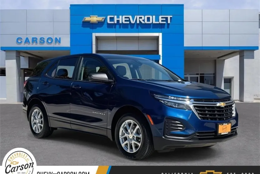 2022 Chevrolet Equinox LS photo 1