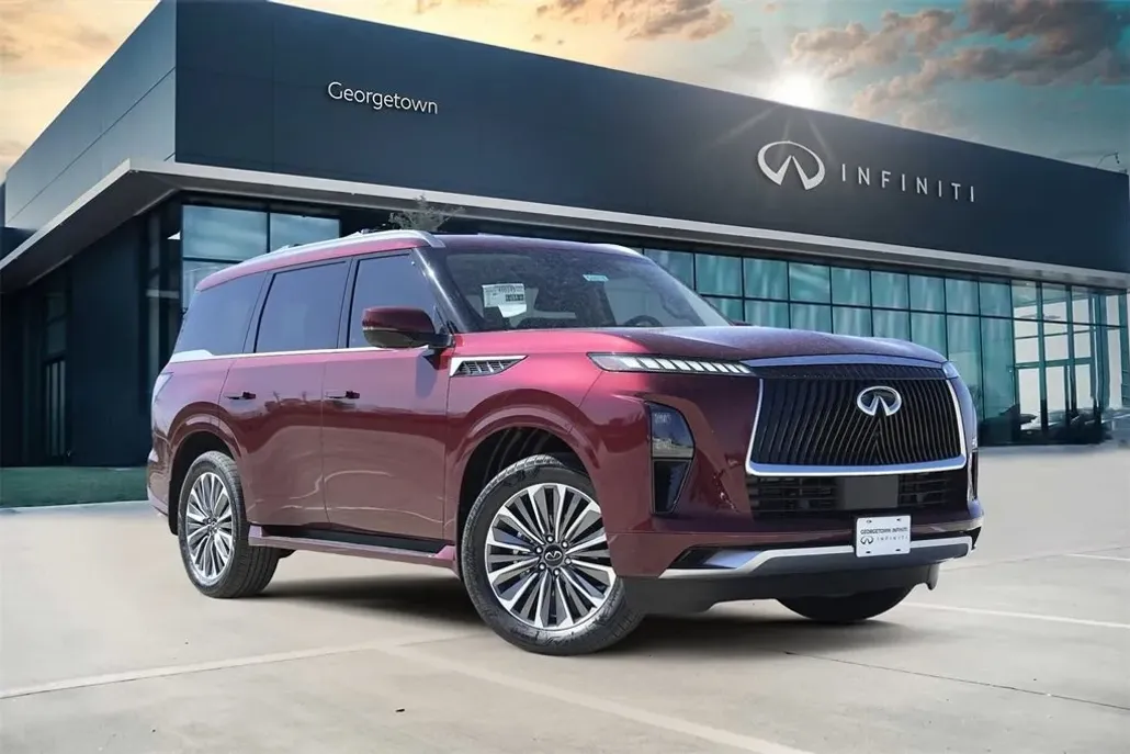 2025 Infiniti QX80 Luxe photo 1