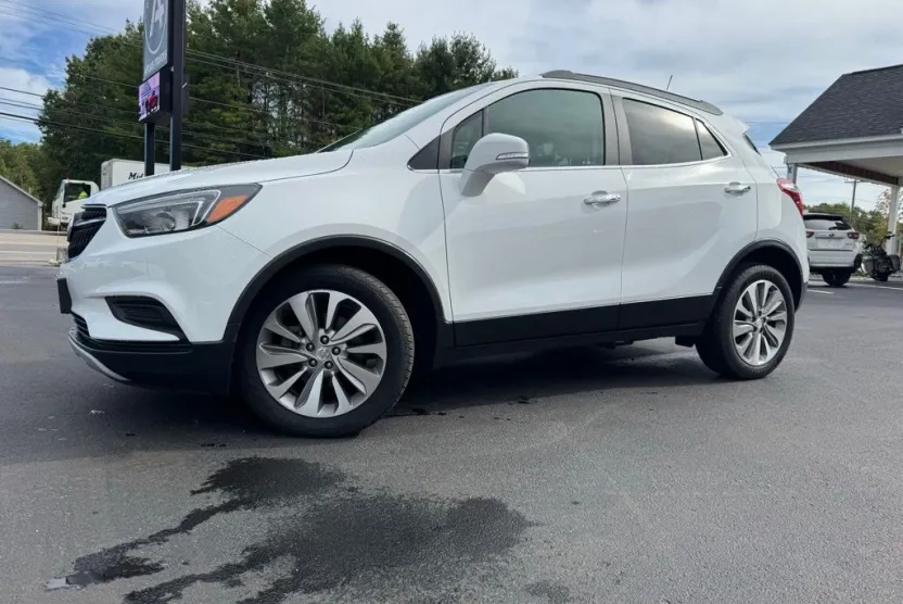2019 Buick Encore Preferred photo 1