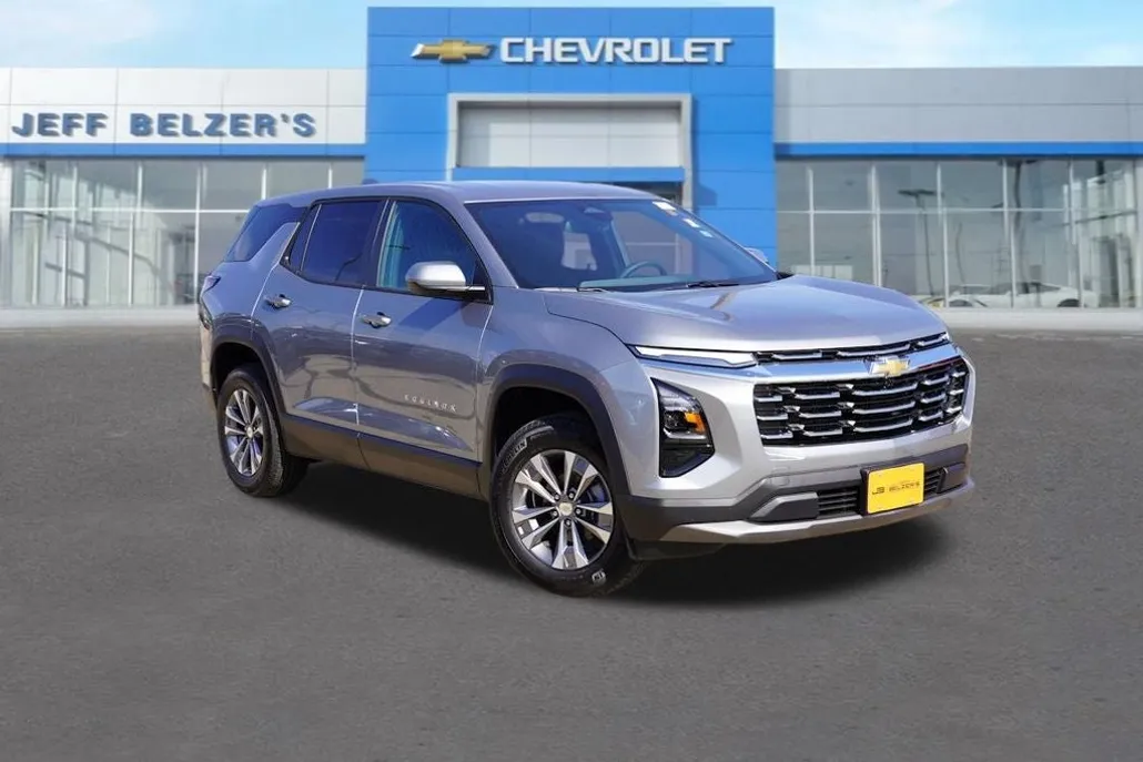 2026 Chevrolet Equinox LT photo 1