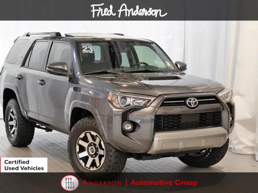 2023 Toyota 4Runner TRD Off-Road Premium photo 1