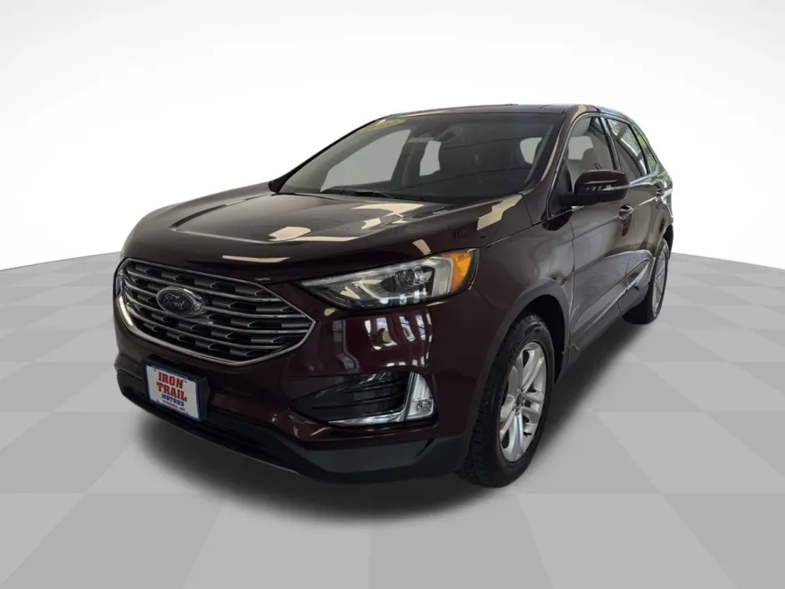 2020 Ford Edge SEL photo 1