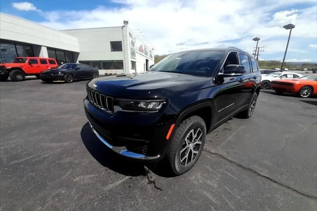 2024 Jeep Grand Cherokee L photo 1