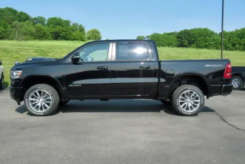 2022 Ram 1500 Laramie photo 2