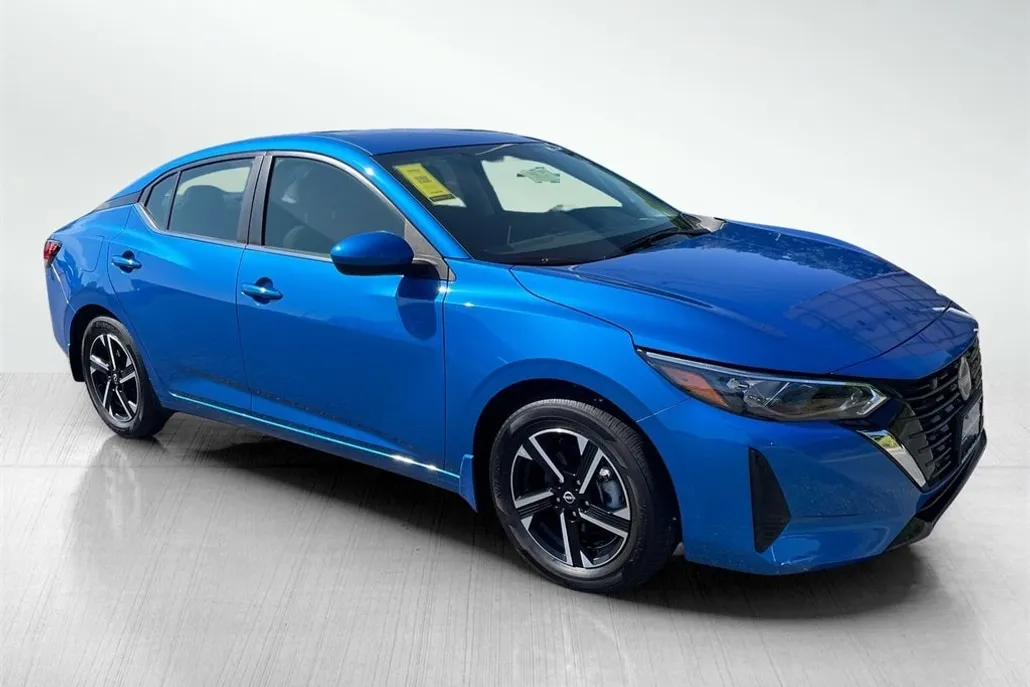 2025 Nissan Sentra SV photo 1
