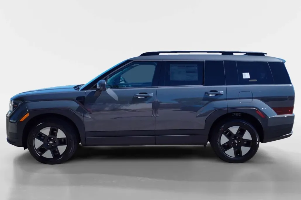 2026 Hyundai Santa Fe SEL photo 1