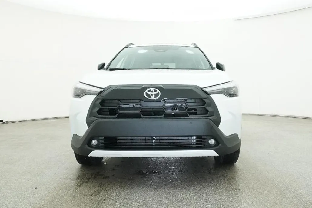 2026 Toyota Corolla Cross XLE photo 1