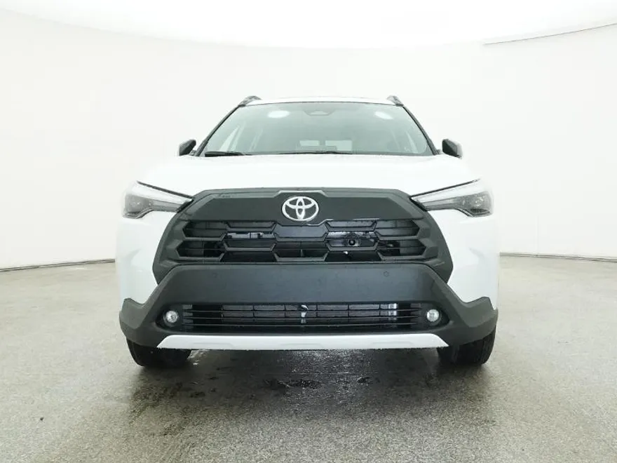 2026 Toyota Corolla Cross XLE photo 1