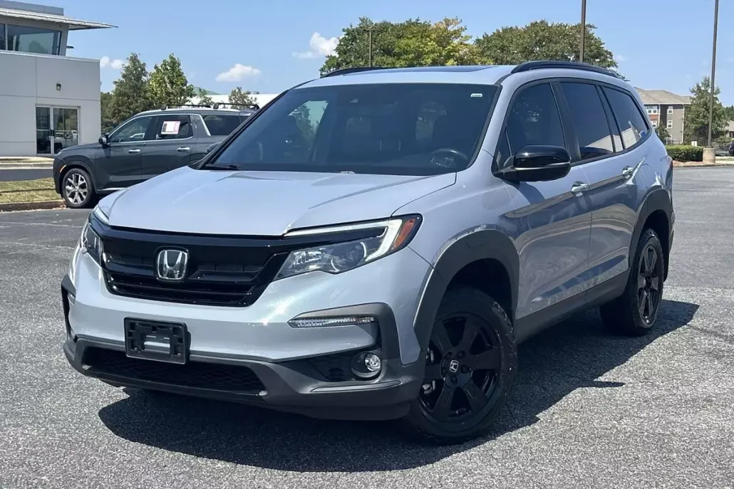 2022 Honda Pilot TrailSport photo 1