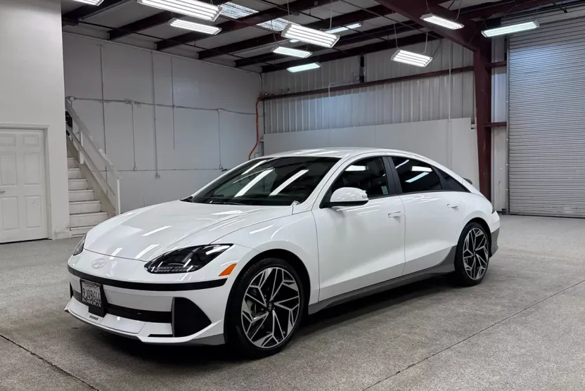 2023 Hyundai Ioniq 6 SEL photo 1
