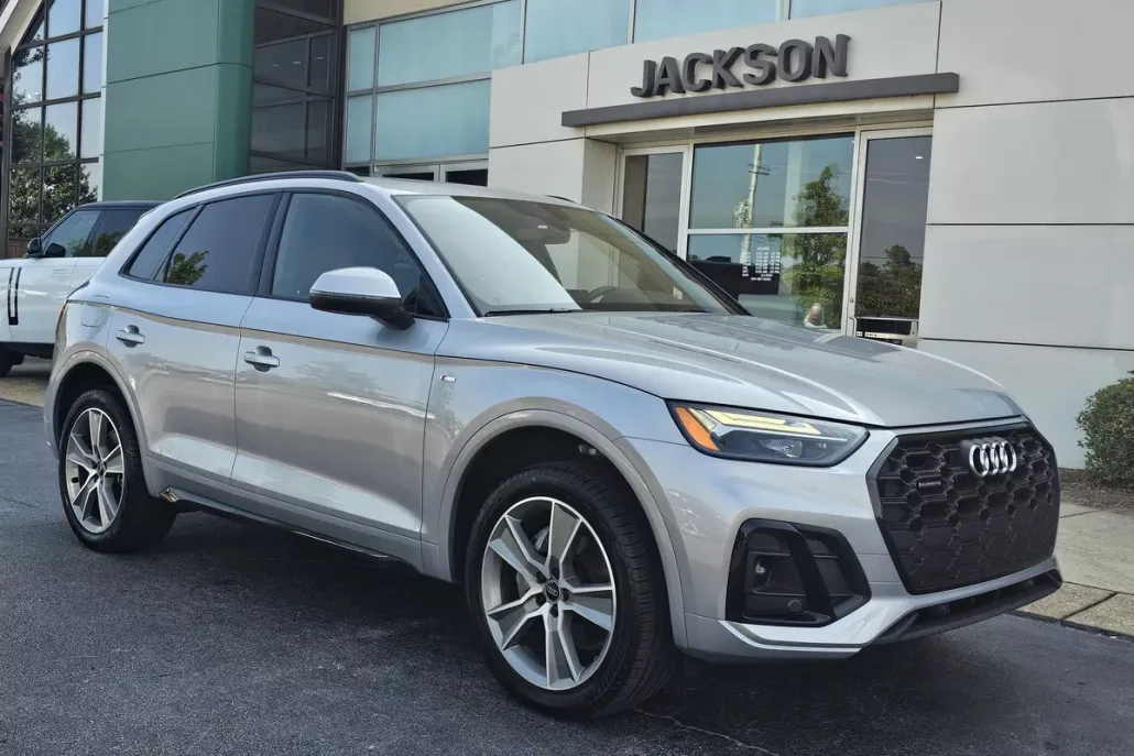 2025 Audi Q5 S line Premium photo 1