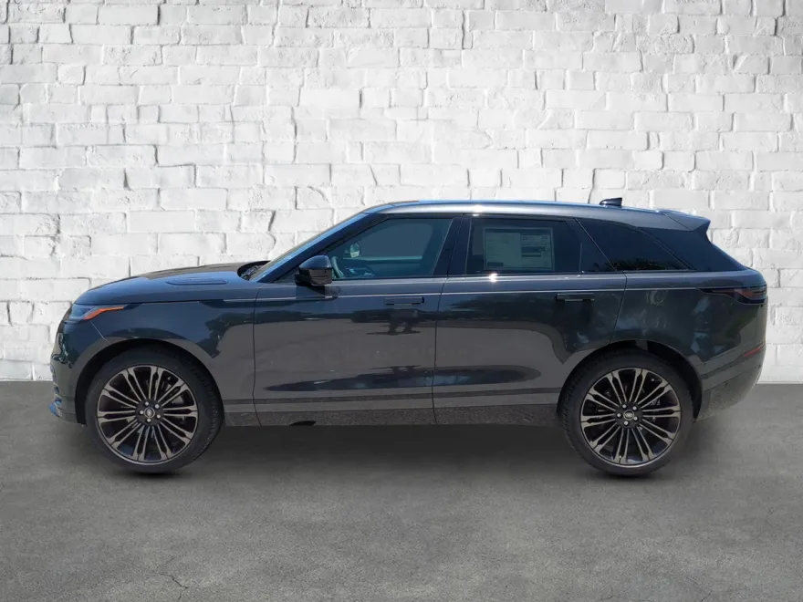 2026 Land Rover Range Rover Velar SE photo 1