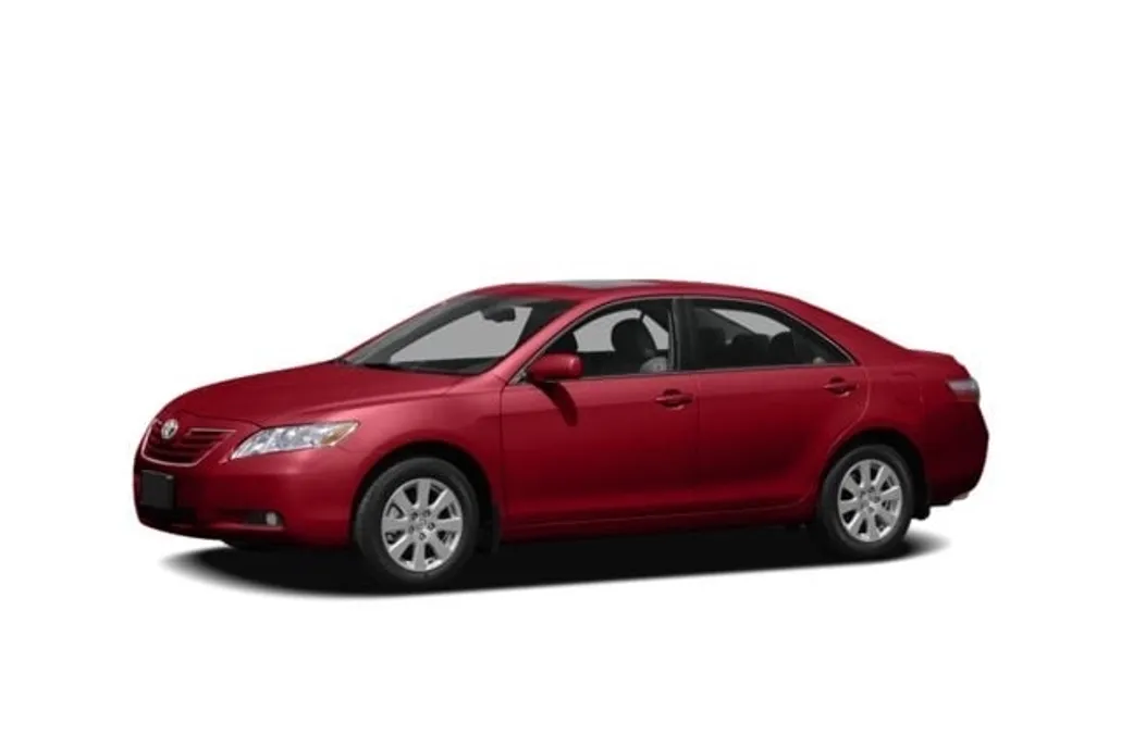 2008 Toyota Camry LE photo 1